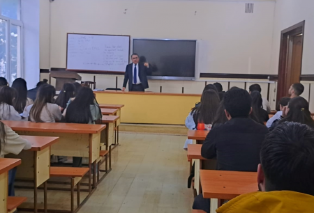 MEDİA-nın şöbə müdiri BDU tələbələrinə ustad dərsi keçib - FOTO