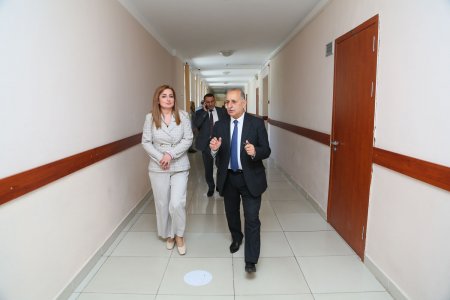 Bakıda I siniflərə qəbulla bağlı müsahibə prosesi izlənilib - FOTO Bakıda I siniflərə qəbulla bağlı müsahibə prosesi izlənilib - FOTO