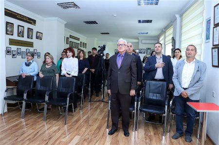 ADU-da “Heydər Əliyev və Azərbaycan dövlətçiliyi” mövzusunda tədbir keçirilib - FOTO ADU-da “Heydər Əliyev və Azərbaycan dövlətçiliyi” mövzusunda tədbir keçirilib - FOTO