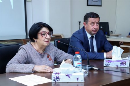 ADU-da “Heydər Əliyev və Azərbaycan dövlətçiliyi” mövzusunda tədbir keçirilib - FOTO ADU-da “Heydər Əliyev və Azərbaycan dövlətçiliyi” mövzusunda tədbir keçirilib - FOTO