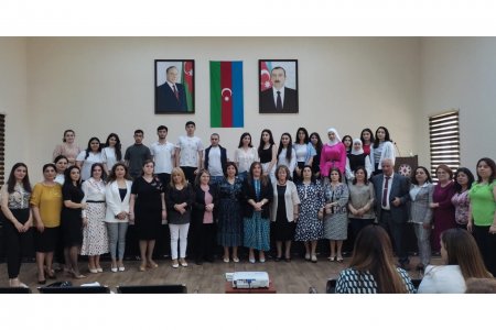 İqtisadiyyat və Humanitar Kollecdə bir qrup şair və yazıçı ilə görüş olub - FOTO İqtisadiyyat və Humanitar Kollecdə bir qrup şair və yazıçı ilə görüş olub - FOTO
