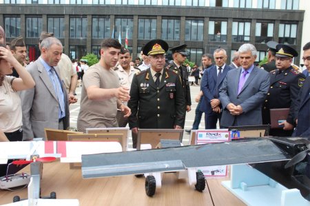 BMU tələbələrinin hazırladığı dronlar FHN Akademiyasındakı sərgidə nümayiş etdirilib - FOTO