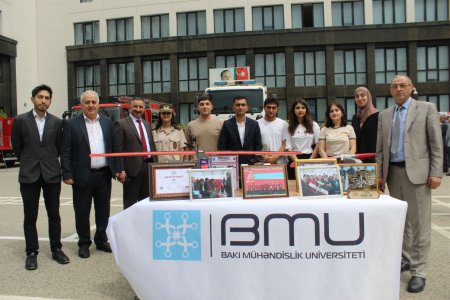 BMU tələbələrinin hazırladığı dronlar FHN Akademiyasındakı sərgidə nümayiş etdirilib - FOTO