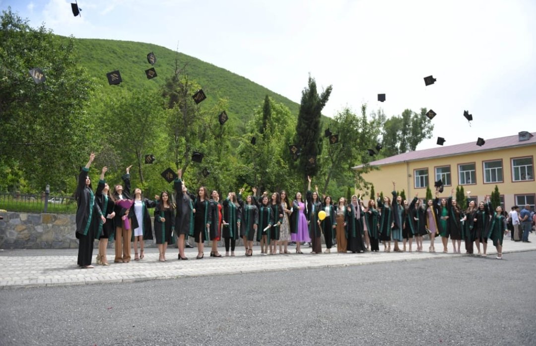 ADPU-nun Şəki filialında “Məzun günü” keçirilib