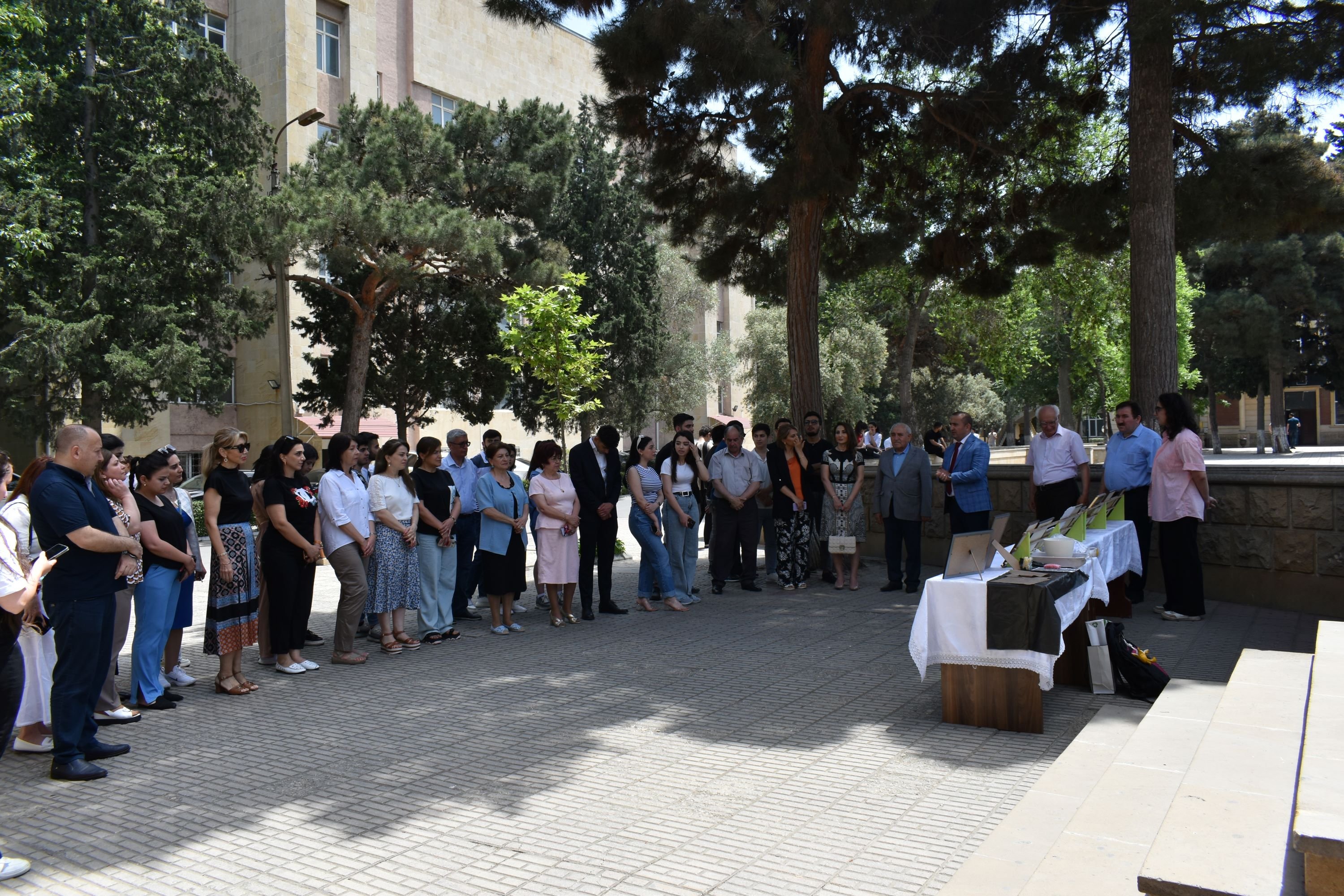 BDU tələbəsinin yaradıcılıq sərgisi - FOTO