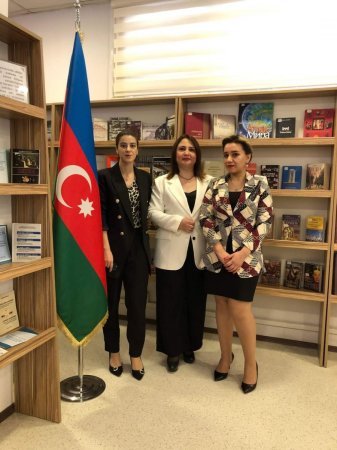 AzTU-nun Kitabxana İnformasiya Mərkəzinin direktoru konfransda çıxış edib - FOTO