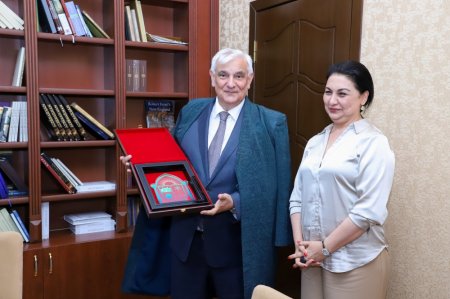 Kamal Abdulla Özbəkistanın Kokand Dövlət Pedaqoji İnstitutunun Fəxri doktoru seçilib - FOTO