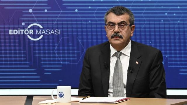 Nazir Tekin: Oktyabrın sonunda müəllimlərin təyinatı üçün təqvimi açıqlayacağıq