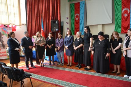 Xırdalan şəhər 2 nömrəli tam orta məktəbdə “Anım günü” TƏDBİRİ: Şəhidlərimizin xatirəsi belə ANILDI – FOTOLAR 