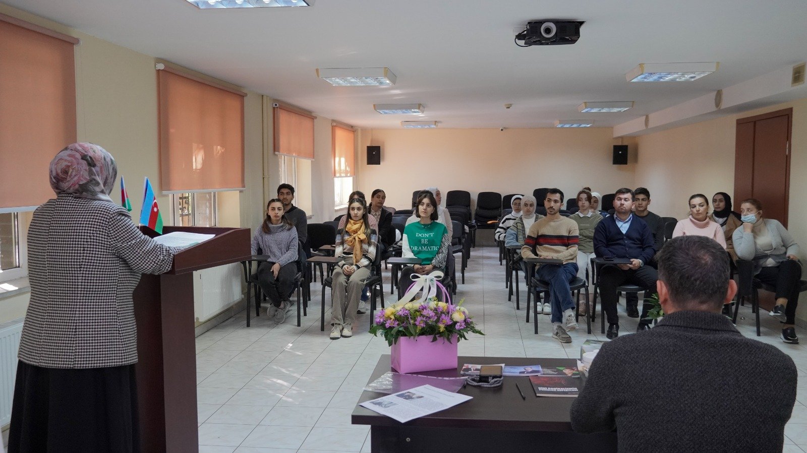 Bakı Dövlət Universitetinin Şərqşünaslıq fakültəsində növbəti elmi-seminar keçirilib - FOTO