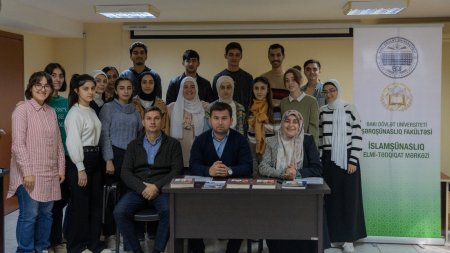 Bakı Dövlət Universitetinin Şərqşünaslıq fakültəsində növbəti elmi-seminar keçirilib - FOTO