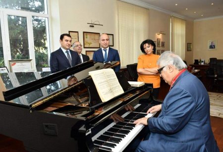 Adil Kərimli və Emin Əmrullayev Bakı Musiqi Akademiyasında - FOTO