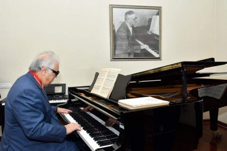 Adil Kərimli və Emin Əmrullayev Bakı Musiqi Akademiyasında - FOTO