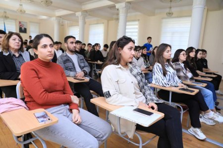 AzTU-da Azad Mirzəcanzadə inkişaf proqramının təqdimatı olub - FOTO