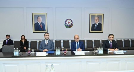 Elm və Təhsil Nazirliyi ilə Çin Xalq Respublikasının Ticarət Nazirliyi arasında müqavilə imzalanıb - FOTO