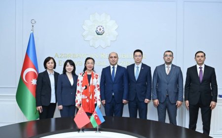 Elm və Təhsil Nazirliyi ilə Çin Xalq Respublikasının Ticarət Nazirliyi arasında müqavilə imzalanıb - FOTO Elm və Təhsil Nazirliyi ilə Çin Xalq Respublikasının Ticarət Nazirliyi arasında müqavilə imzalanıb - FOTO