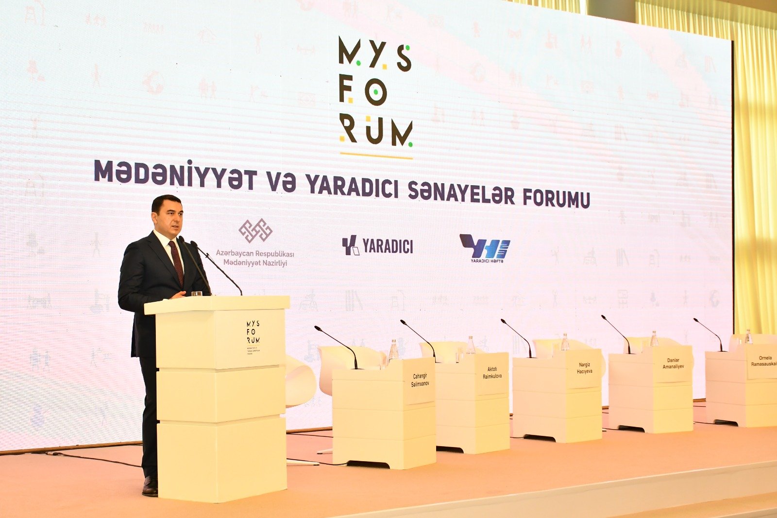 “Yaradıcı həftə” çərçivəsində Mədəniyyət və Yaradıcı Sənayelər Forumunun açılışı olub