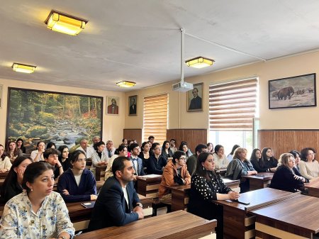 BDU-da “İnsanda bioloji ritmlər” mövzusunda seminar keçirilib - FOTO