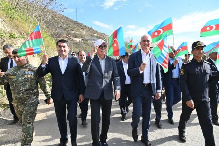 Laçında "Bayraq yürüşü" - FOTOLAR