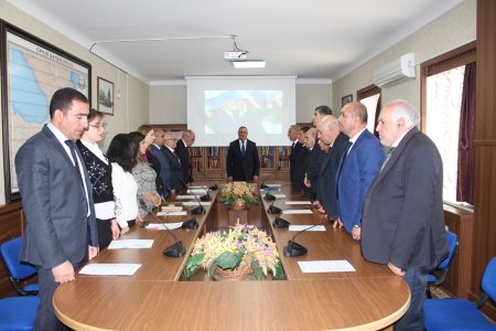 AMEA-nın Naxçıvan Bölməsində Zəfər Günü və Bayraq Günü münasibətilə elmi konfrans keçirilib - FOTO