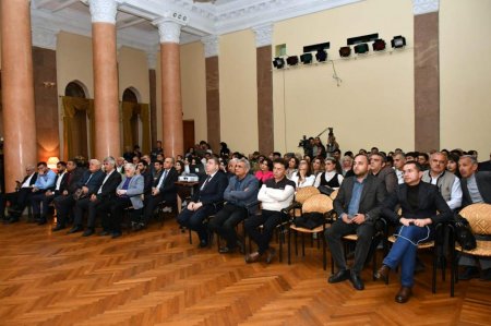 Zəfər Gününə həsr edilmiş “Döyüşən rəssamlar” adlı tədbir keçirilib - FOTO 