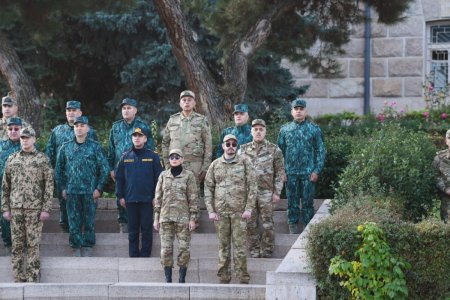 Prezident İlham Əliyev Xankəndidə hərbi paradda iştirak edib - FOTO 
