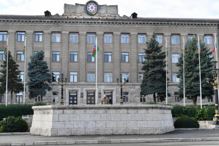 Prezident İlham Əliyev Xankəndidə hərbi paradda iştirak edib - FOTO 