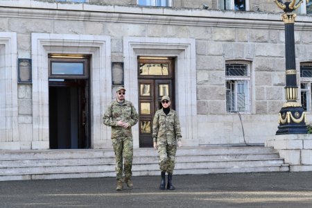 Prezident İlham Əliyev Xankəndidə hərbi paradda iştirak edib - FOTO 