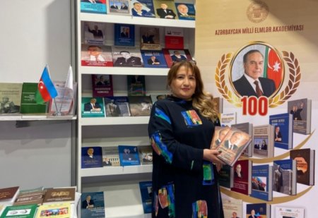 Əlyazmalar İnstitutunun nəşrləri Bakı Beynəlxalq Kitab Sərgisində nümayiş olunur