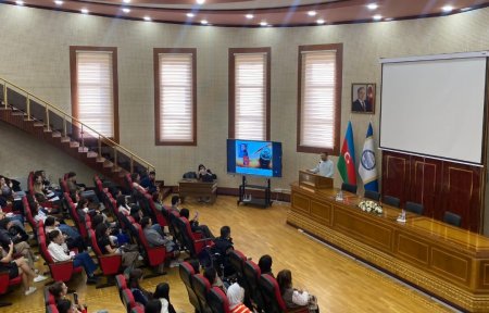 BDU-da müasir türk ədəbiyyatının nümayəndəsi, şair Ömər Ərdəm ilə görüş olub - FOTO