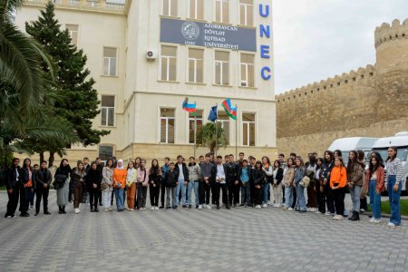 Ağcabədi, Kürdəmir və Zərdabdan olan abituriyentlər UNEC-də olublar