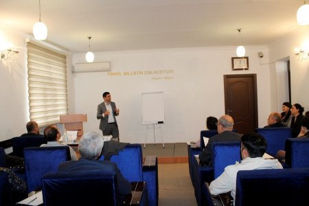 UNEC müəllimləri MDU-da seminar keçiriblər