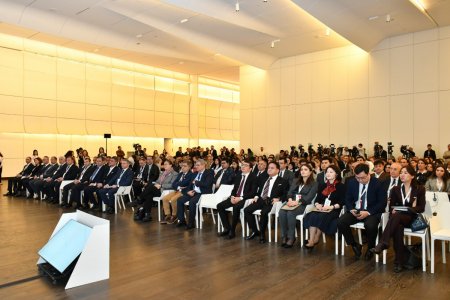 Mədəniyyət və Yaradıcı Sənayelər Forumunun birinci günündə iki panel başa çatıb