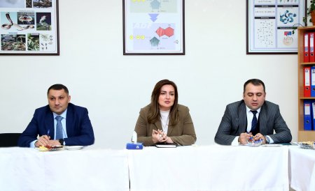 BŞTİ məktəb direktorları ilə görüş keçirib 