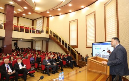 BDU-da “Fizikada müasir trendlər” mövzusunda 8-ci Beynəlxalq elmi konfrans davam edir - FOTO