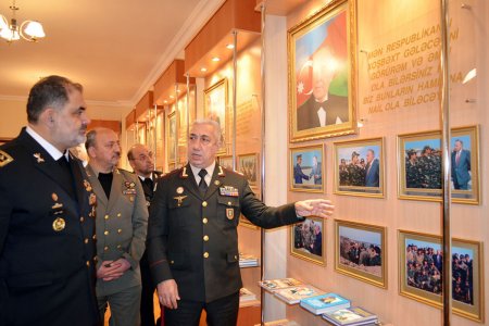 İran HDQ komandanı Heydər Əliyev adına Hərbi İnstitutda olub - FOTO