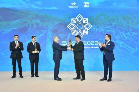 2024-cü il üçün "Türk dünyasının mədəniyyət paytaxtı"nın estafeti Şuşadan Türkmənistanın Anev şəhərinə ötürülüb-foto