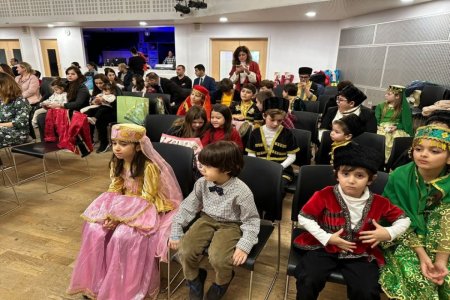 Britaniya Avropa Azərbaycan Məktəbi Heydər Əliyevin 100 illik yubileyinə həsr olunmuş konsert proqramı keçirib - FOTO