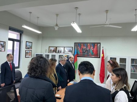 BDU rektoru Anhui Universitetinin nəzdində fəaliyyət göstərən Azərbaycanşünaslıq Mərkəzi ilə tanış olub - FOTO