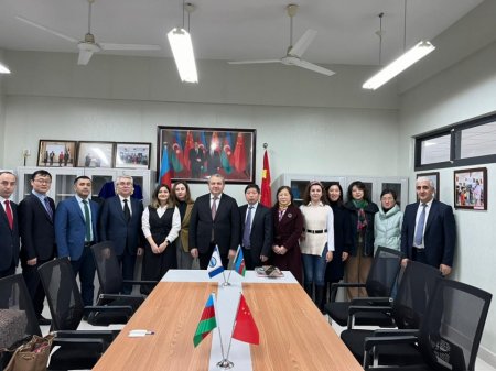 BDU rektoru Anhui Universitetinin nəzdində fəaliyyət göstərən Azərbaycanşünaslıq Mərkəzi ilə tanış olub - FOTO