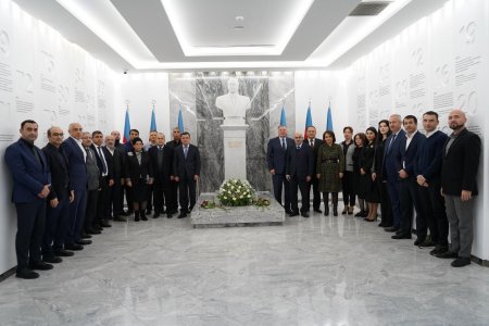 DİM-də Heydər Əliyevin vəfatının 20-ci ildönümü ilə bağlı anım tədbiri keçirilib - FOTO