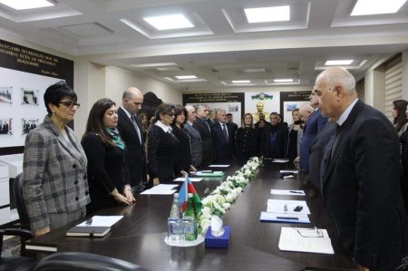 BSU-da Ümummilli lider Heydər Əliyevin Anım Gününə həsr olunmuş tədbir keçirilib - FOTOLAR