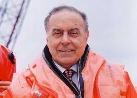 Müstəqil Azərbaycanı Zəfər yoluna çıxaran lider