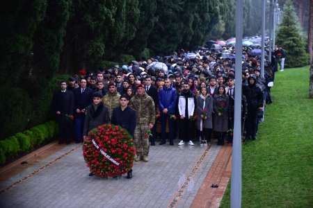 “Böyük Qayıdış” Gənclər Təşkilatı Heydər Əliyevin Anım Günü ilə bağlı silsilə tədbirlər keçirib - FOTOLAR