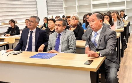 BDU-da seminar: “İnformasiya mədəniyyətinin formalaşmasında İKT-nin rolu”