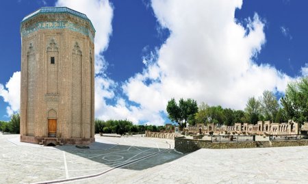 Azərbaycanda dövlət səviyyəsində mühafizə olunan abidələrin sayı açıqlanıb