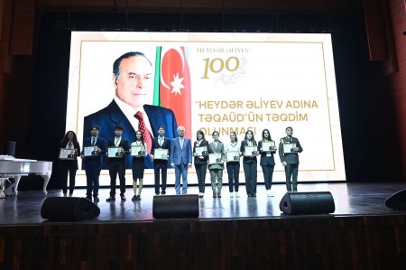 BMU tələbələrinə “Heydər Əliyev adına təqaüd” təqdim olunub