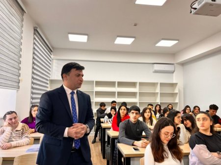 Elmi tədqiqatların qiymətləndirilməsində bibliometriyanın roluna dair seminar keçirilib - FOTO