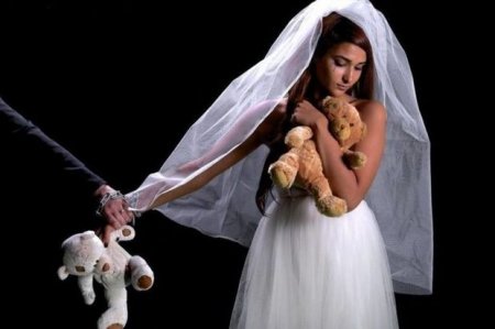 12 yaşlı məktəbli  32 yaşlı kişi ilə nişanlandı