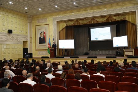 Universitetlərin rəhbər heyəti və məsul şəxsləri üçün təlim keçirilib